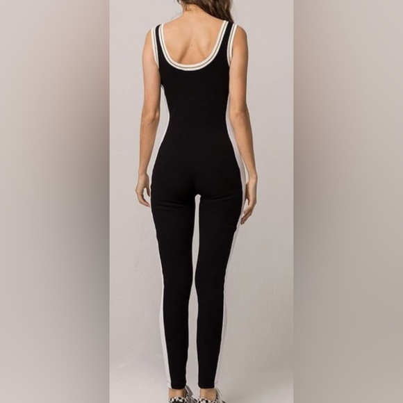 FILA Solid Basic Jumpsuit - Picture 7 of 9